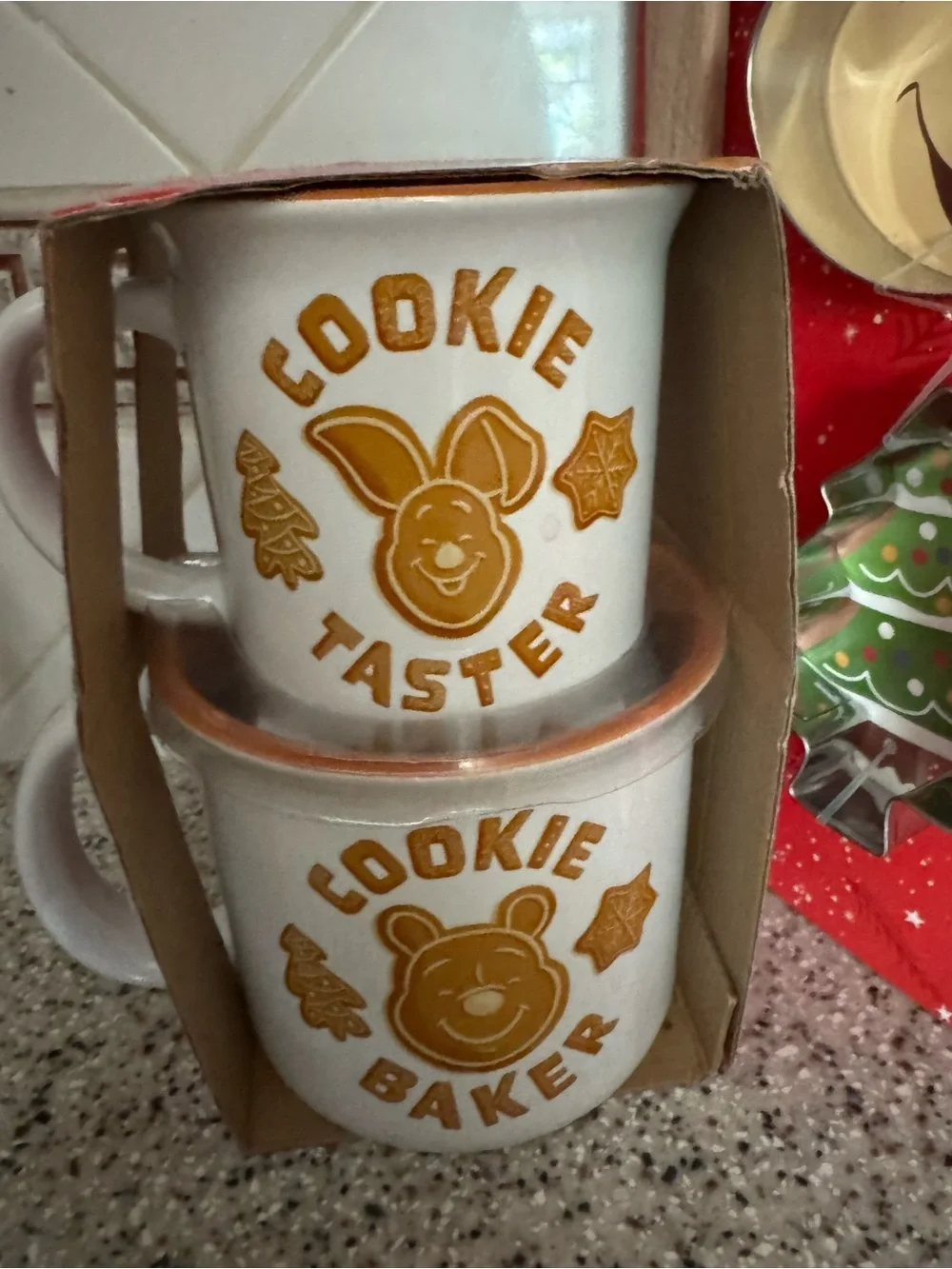 NWT- Disney Winnie the Pooh Holiday Cookie Cutter & Spatula Set and Mug set